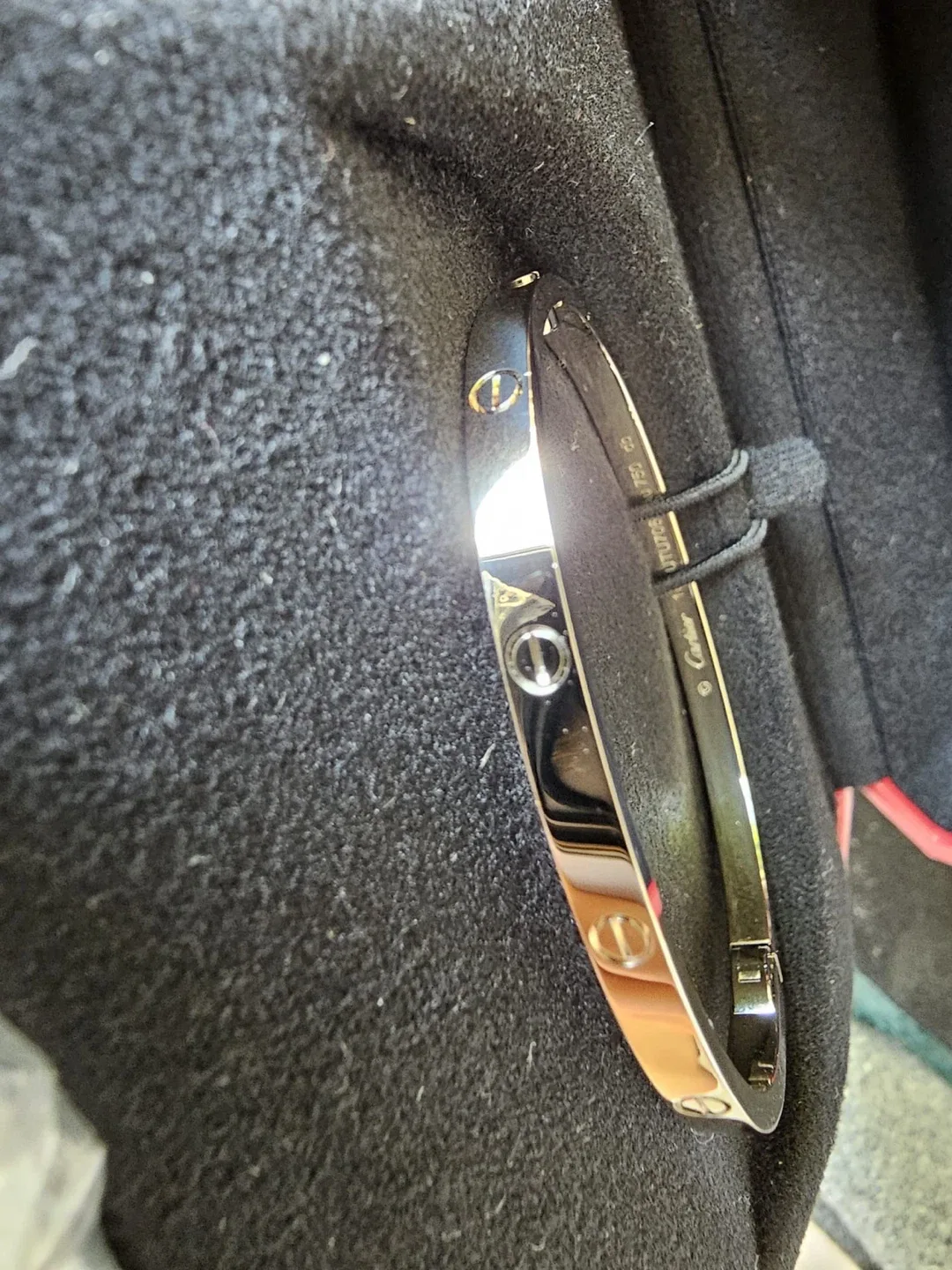 CARTIER Love Bracelet Small White Gold Size 16 image indicator(2)