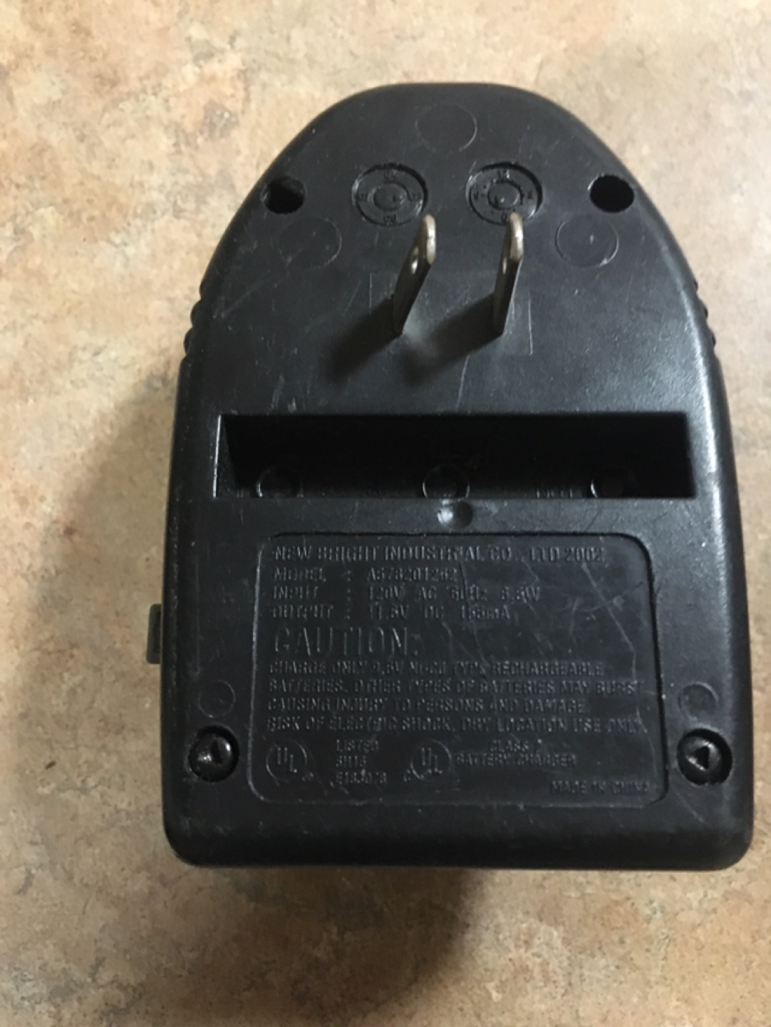 New Bright 9.6V Battery Charger - photo 2