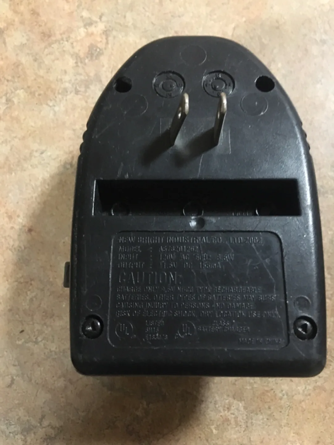 New Bright 9.6V Battery Charger image indicator(2)
