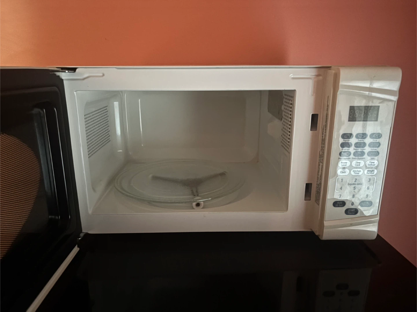Sunbeam SGDJ701 Microwave Oven - photo 2