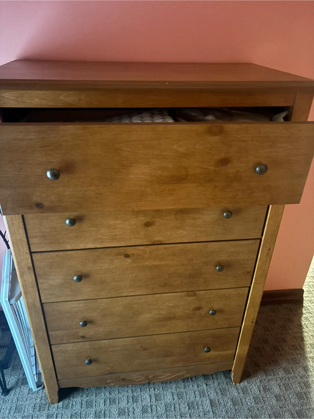 Wooden 5-Drawer Dresser image indicator(2)