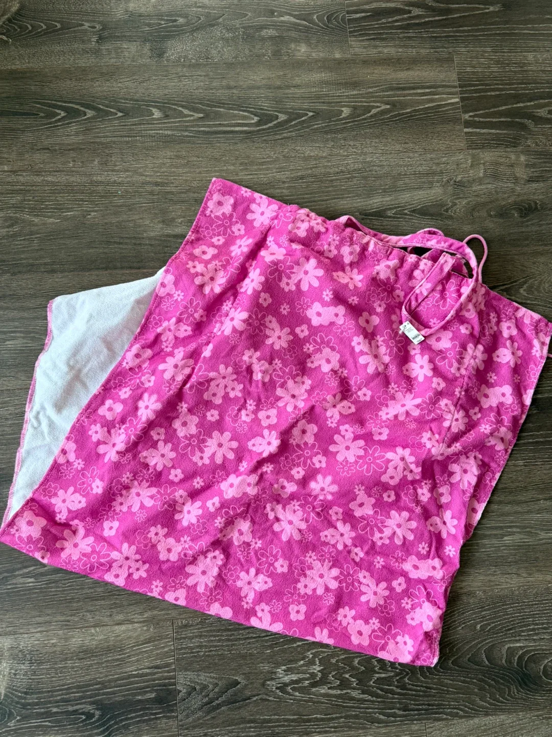 New with tag Pink Floral Beach Towel Tote Bag image indicator(2)