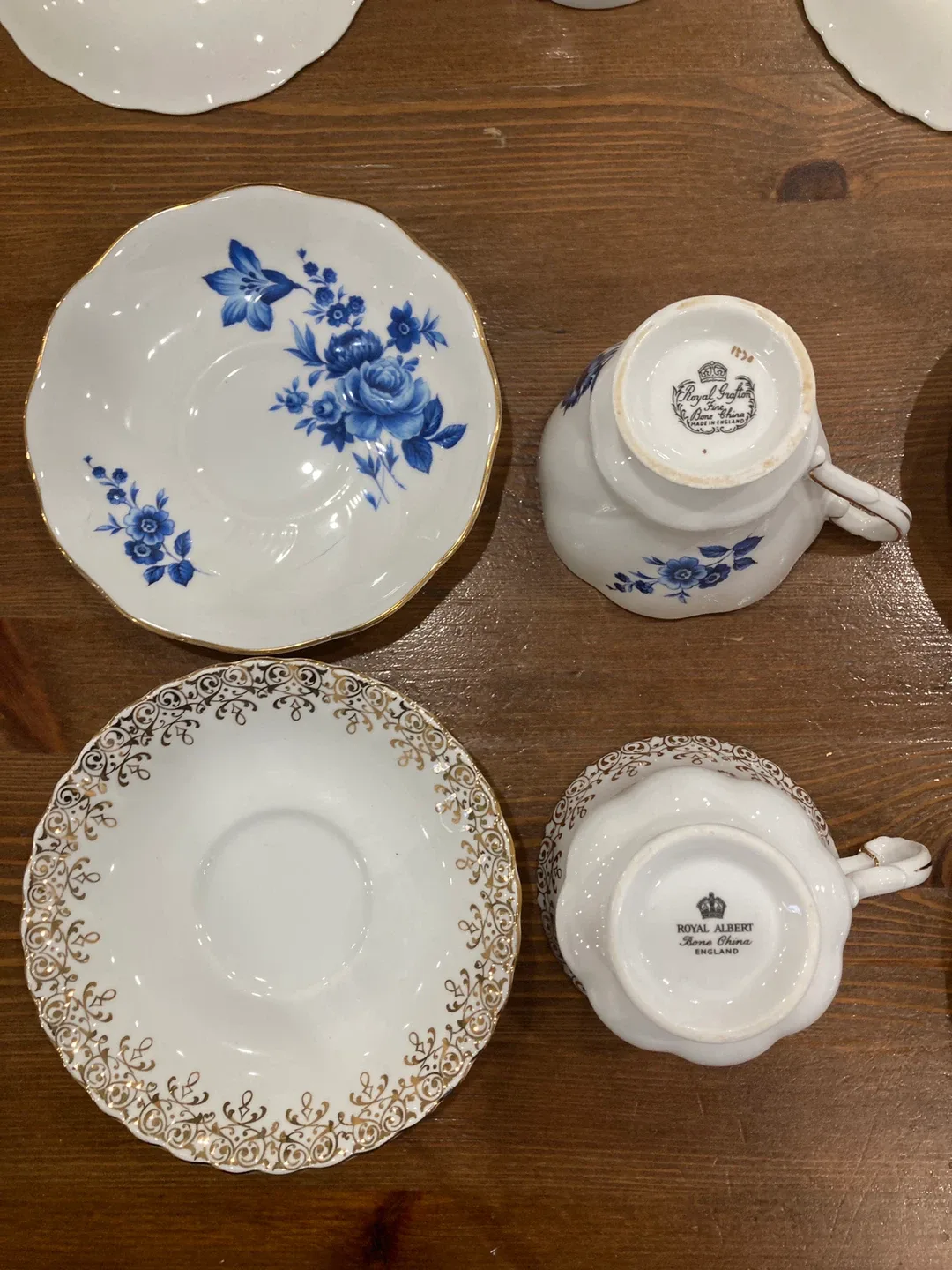 6 Vintage English Bone China Teacups & Saucers image indicator(3)