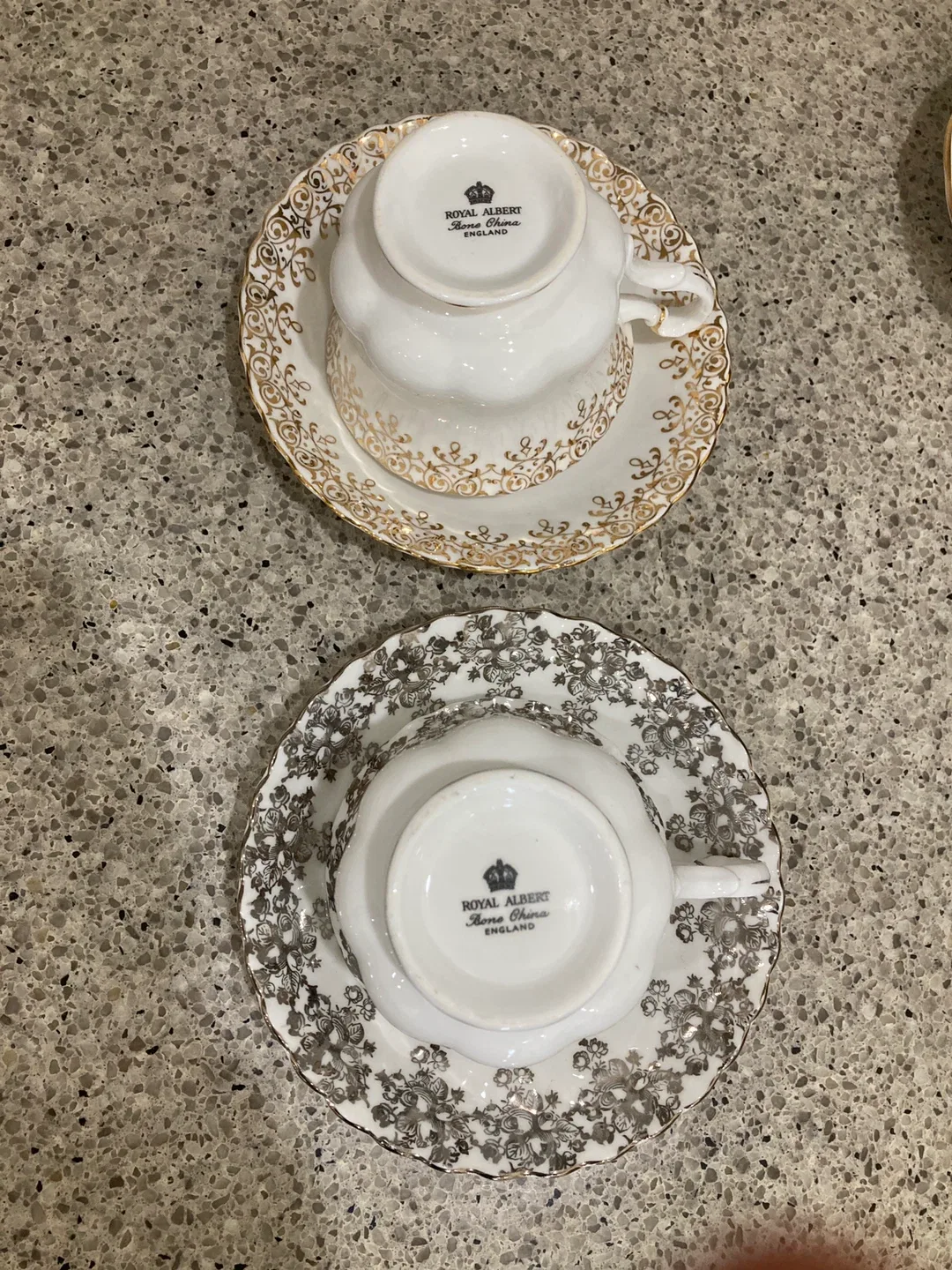 6 Vintage English Bone China Teacups & Saucers image indicator(9)