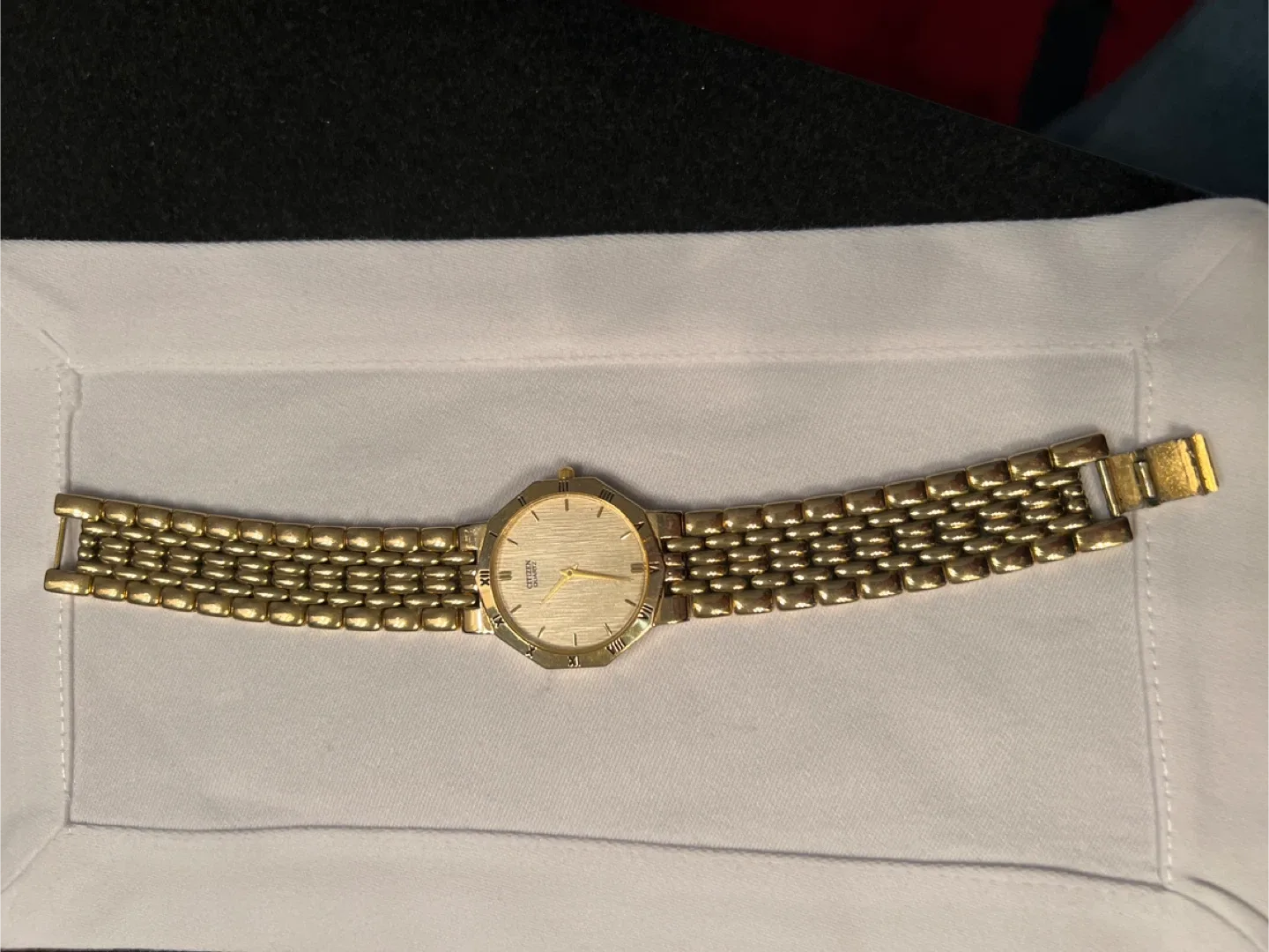 Vintage Citizens 1020-S63901 Quartz Men’s Watch Gold plated Tone image indicator(2)