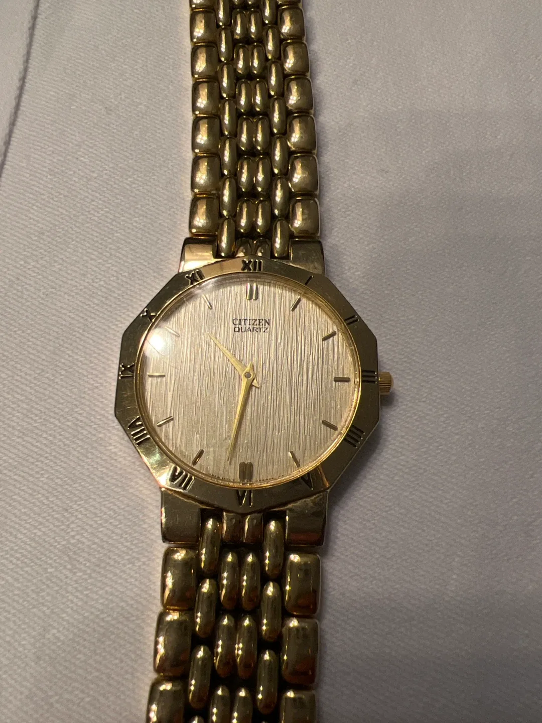 Vintage Citizens 1020-S63901 Quartz Men’s Watch Gold plated Tone image indicator(6)