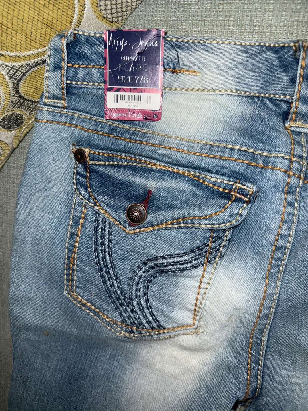 Artisan De Luxe Jeans - Size 7/8 image indicator(6)