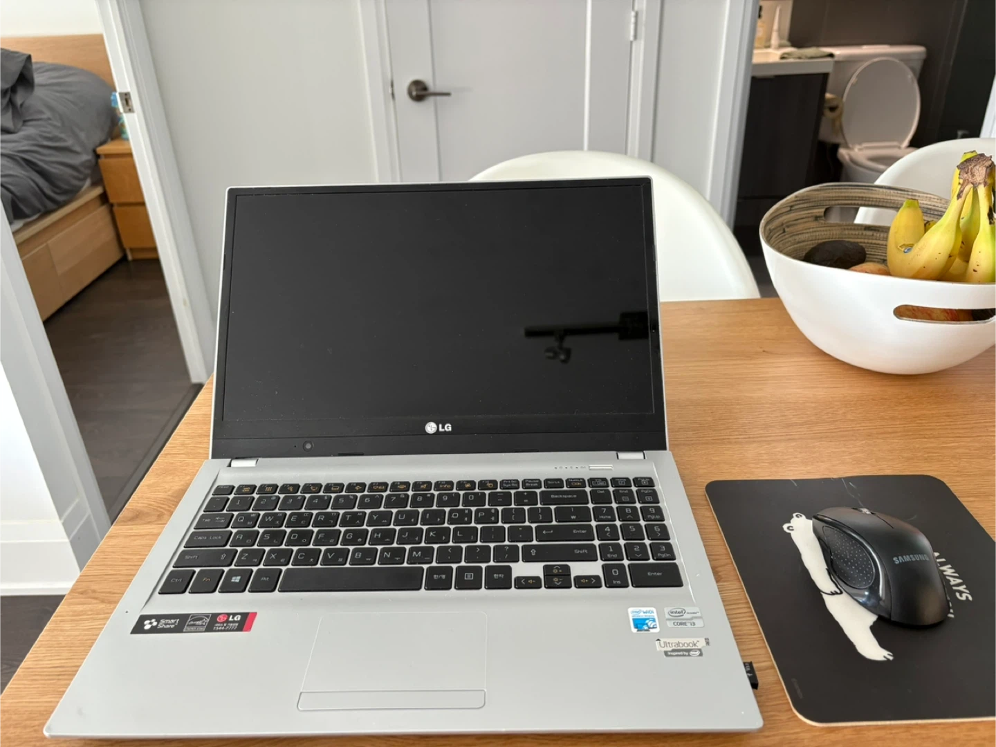 LG Ultrabook Laptop - photo 2
