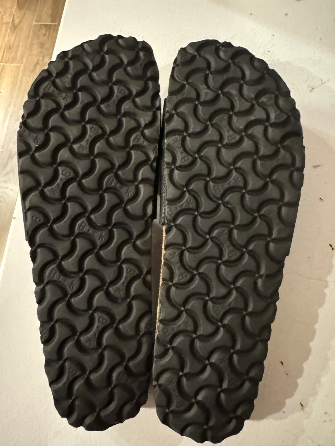 Brand New Birkenstock Arizona Black image indicator(2)