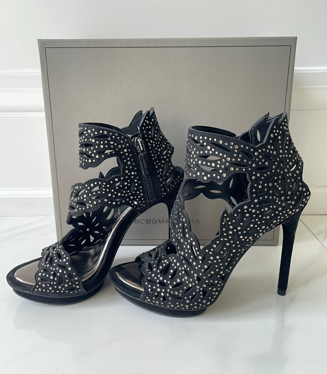 New BCBGMAXAZRIA Faricia Suede Black Heels - Size 6.5 - photo 2