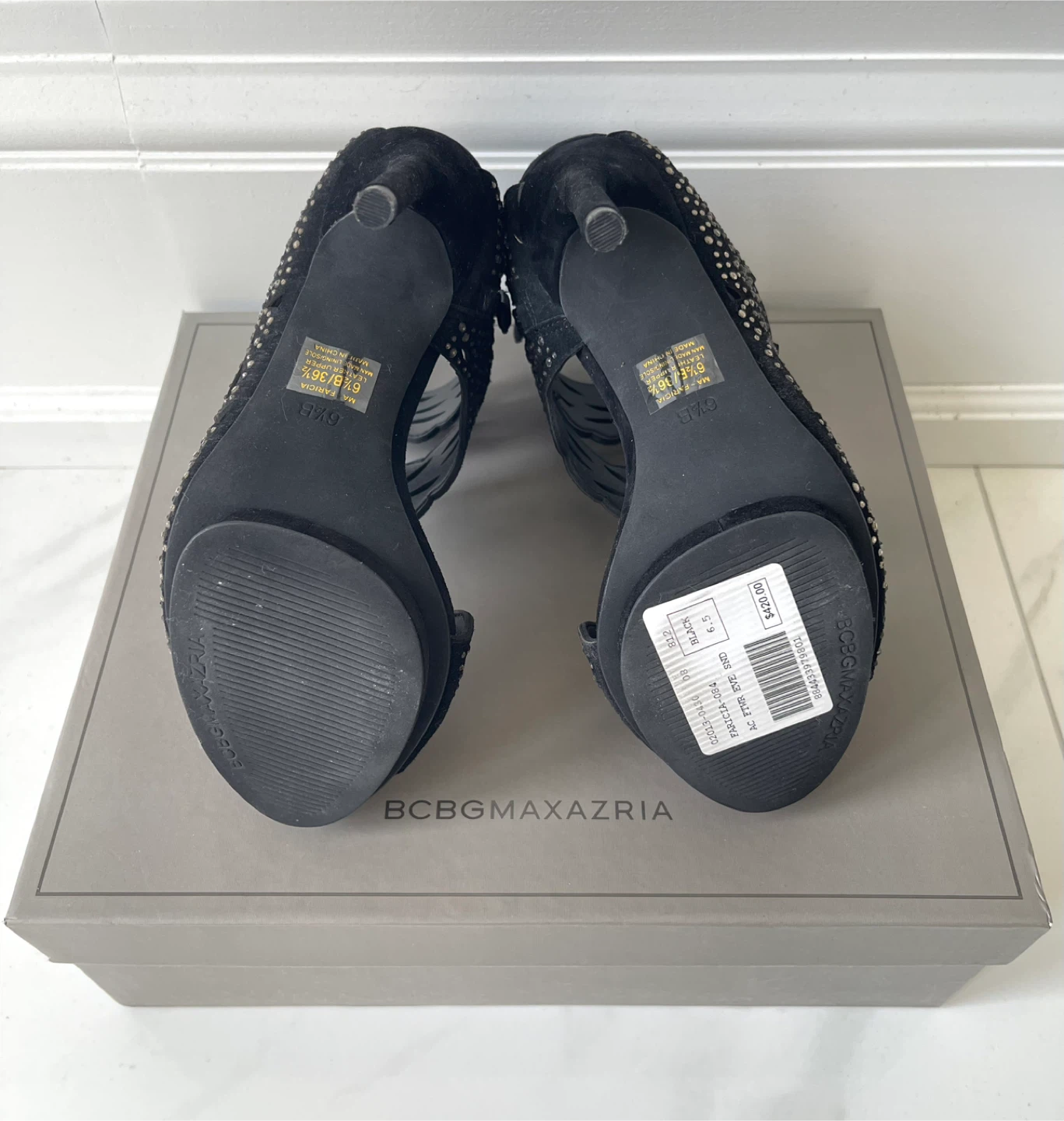 New BCBGMAXAZRIA Faricia Suede Black Heels - Size 6.5 - photo 5