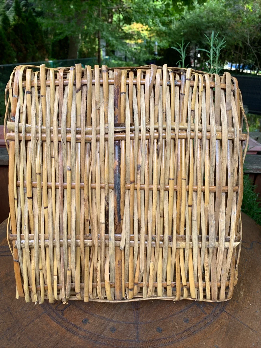 Wicker Basket with Bamboo Handle image indicator(5)