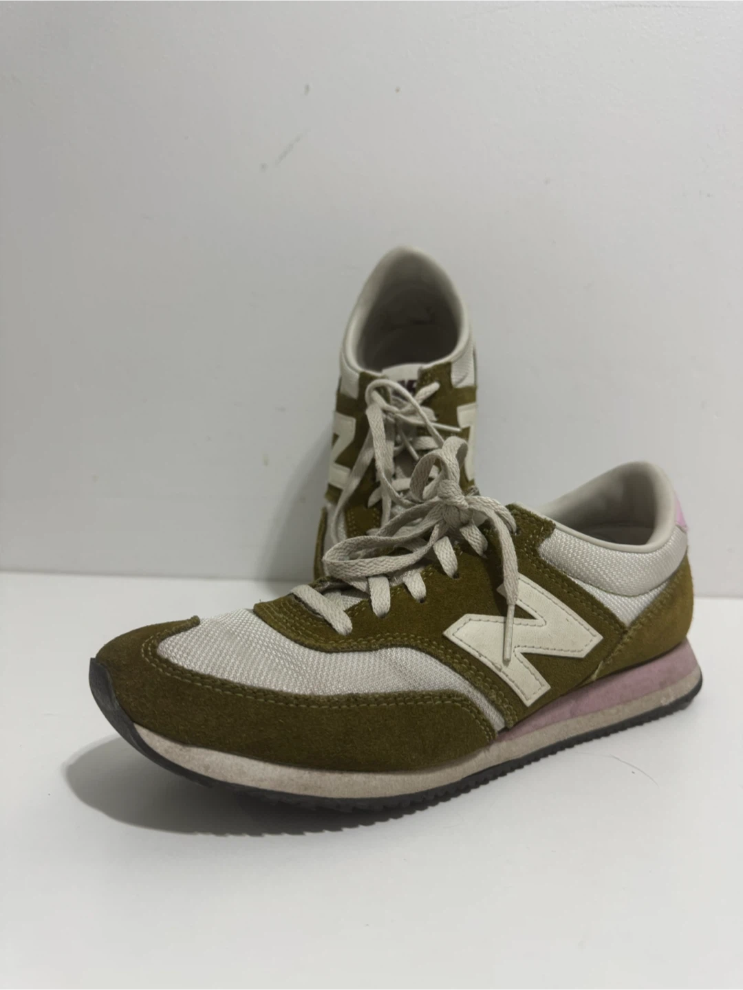 New Balance 420 Olive Sneakers - photo 2