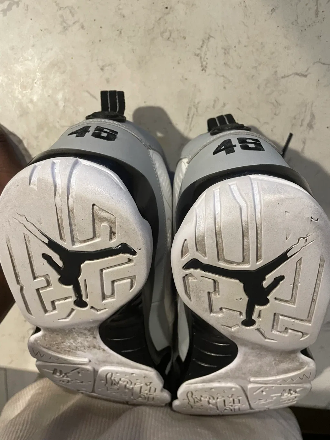 Air Jordan 9 Retro White/Black Size 13 image indicator(7)