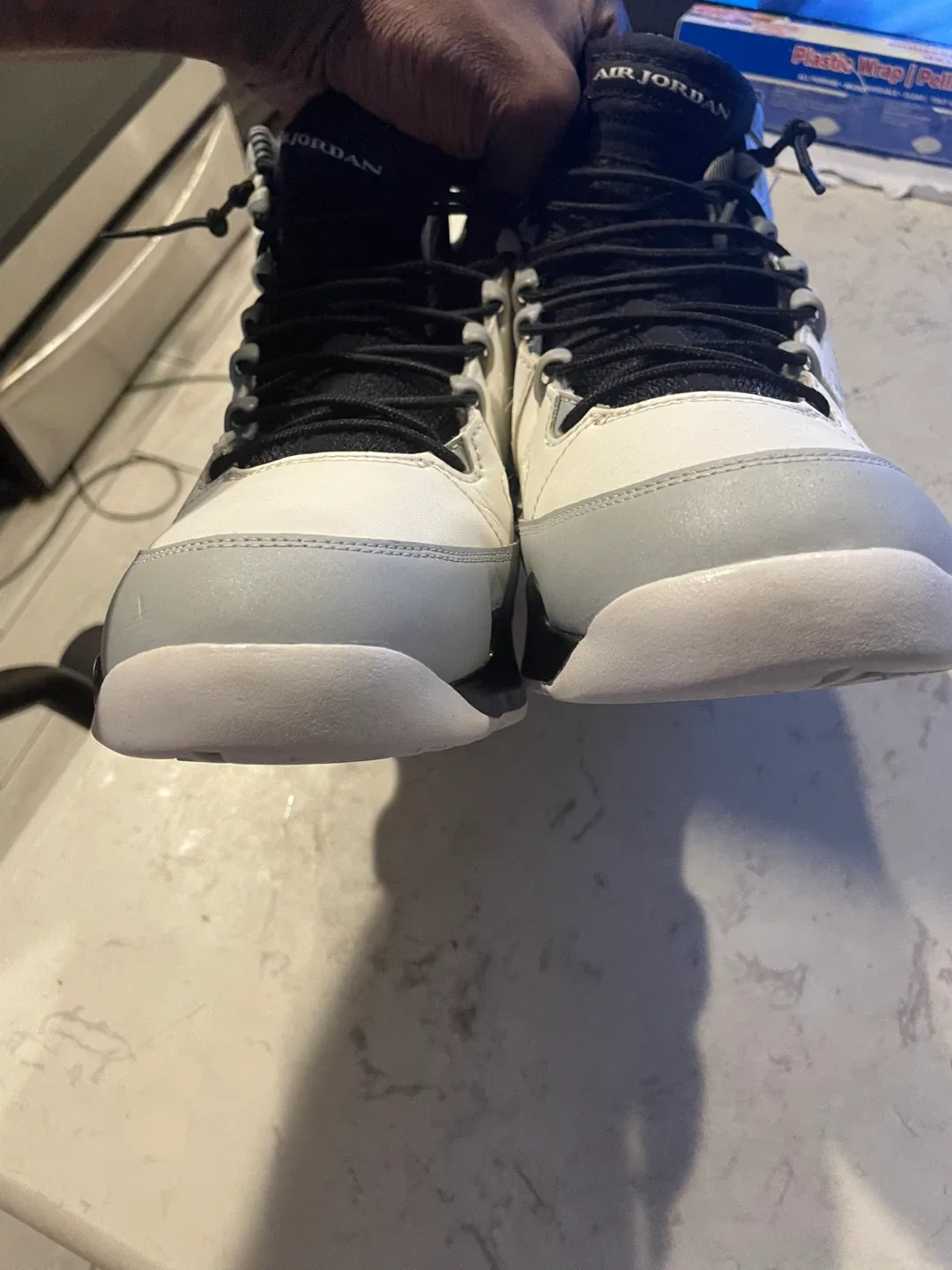 Air Jordan 9 Retro White/Black Size 13 image indicator(10)