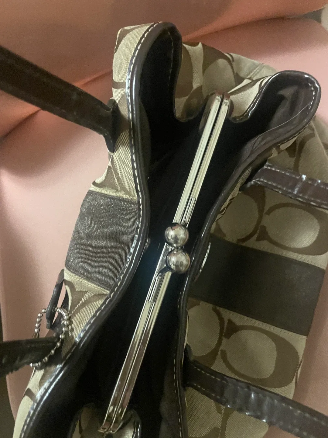 Coach Purse image indicator(4)