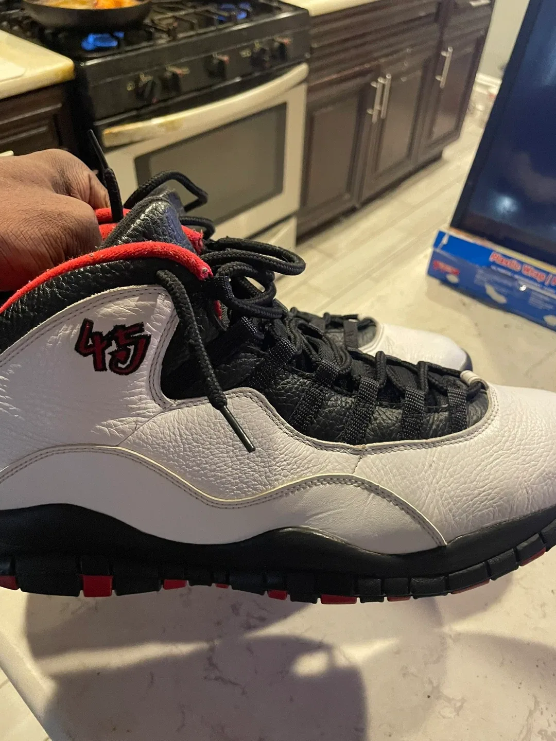 Air Jordan 10 Retro Size 13 image indicator(2)