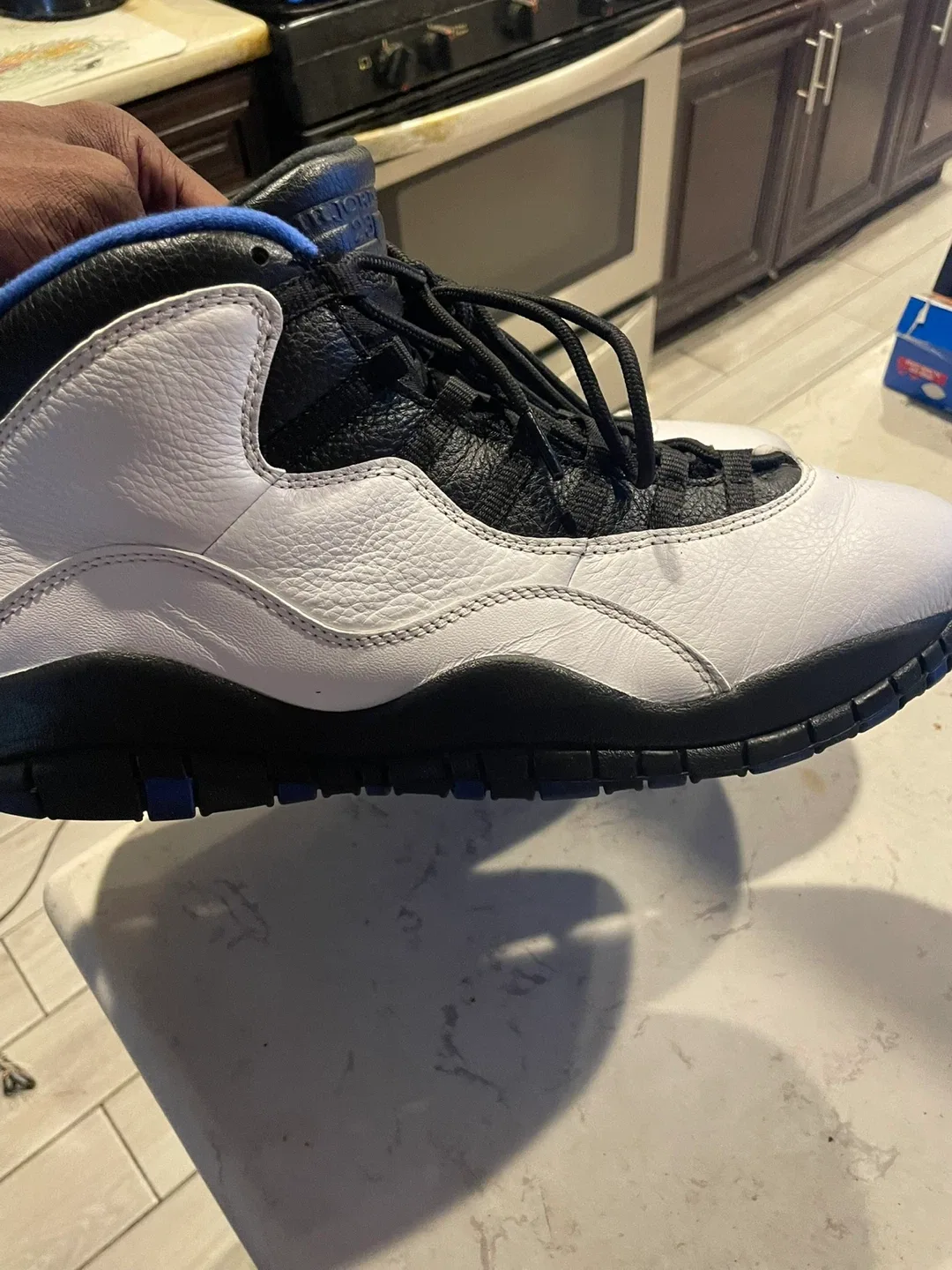 Air Jordan 10 Retro Orlando Size 14 image indicator(2)