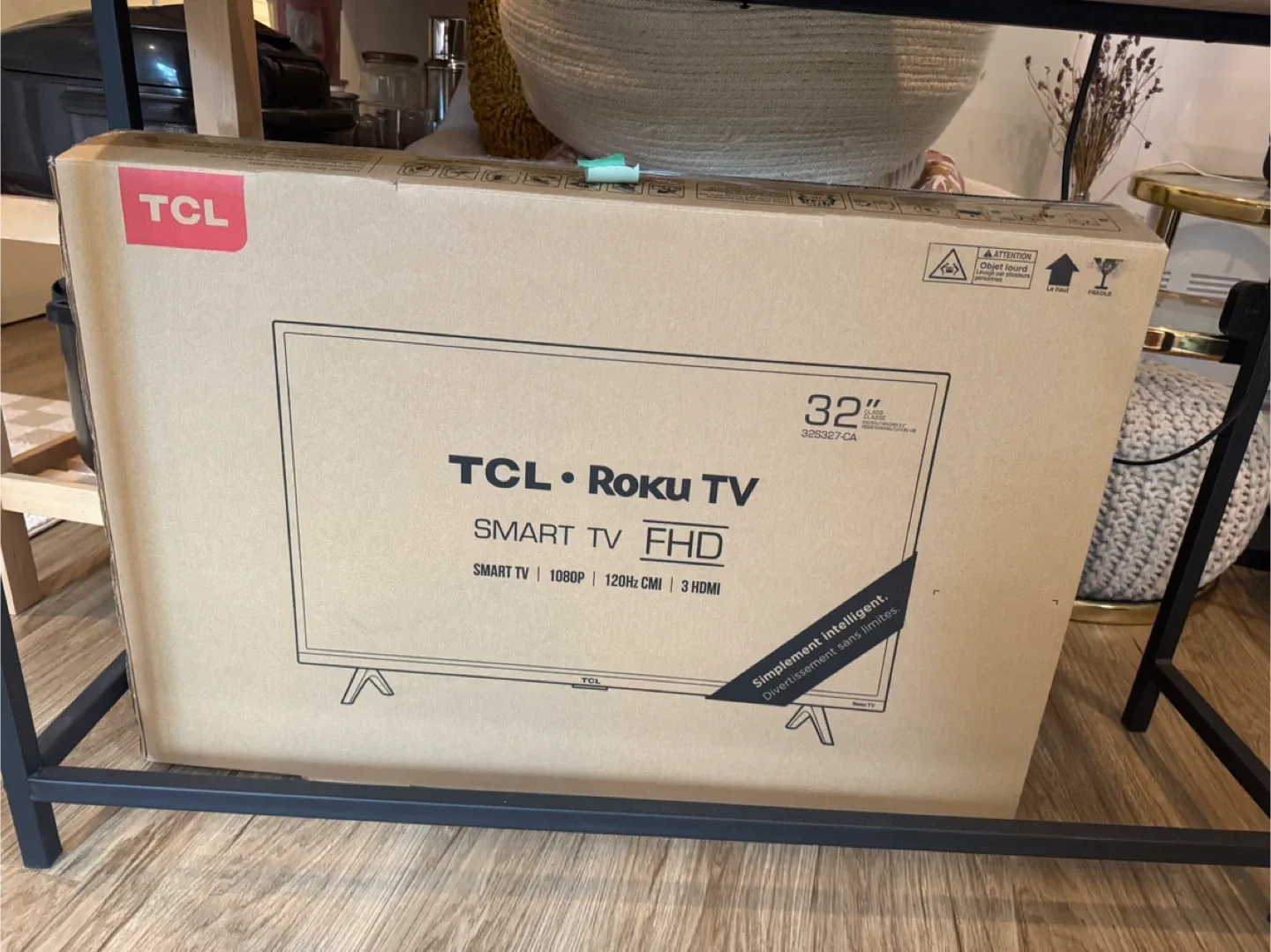 TCL 32" Roku Smart TV FHD thumbnail