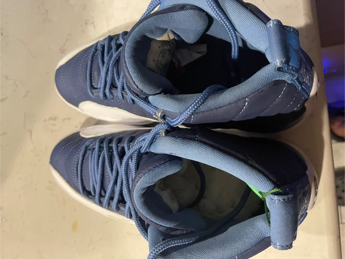 Jordan 12 Retro Indigo Blue image indicator(8)