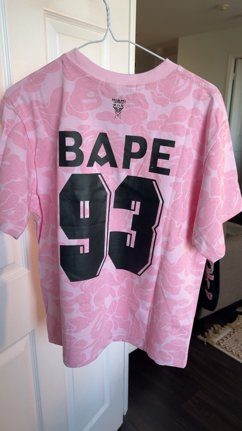 BAPE Miami Pink Camo T-Shirt - photo 2