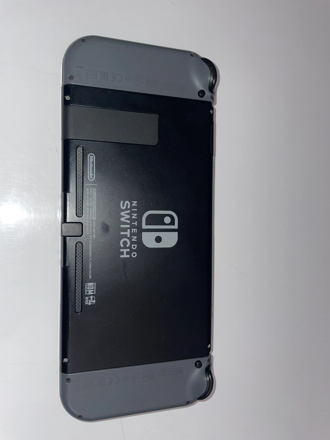 Nintendo Switch Original Console - photo 3