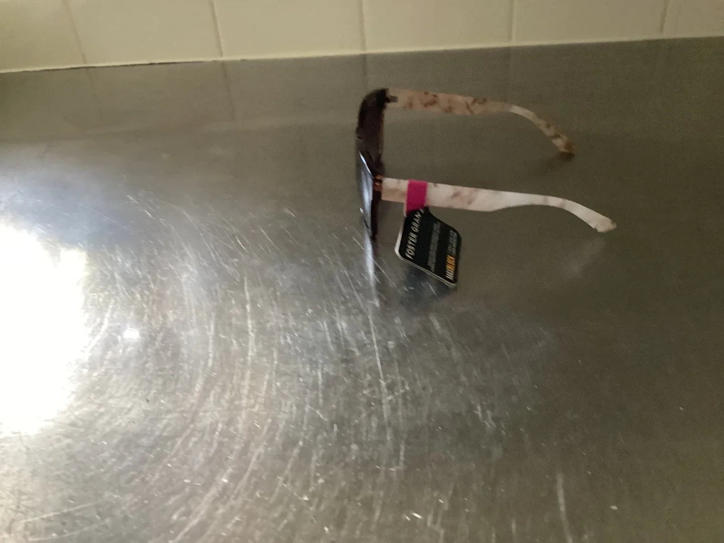 Foster Grant ladies sunglasses (new) image indicator(2)