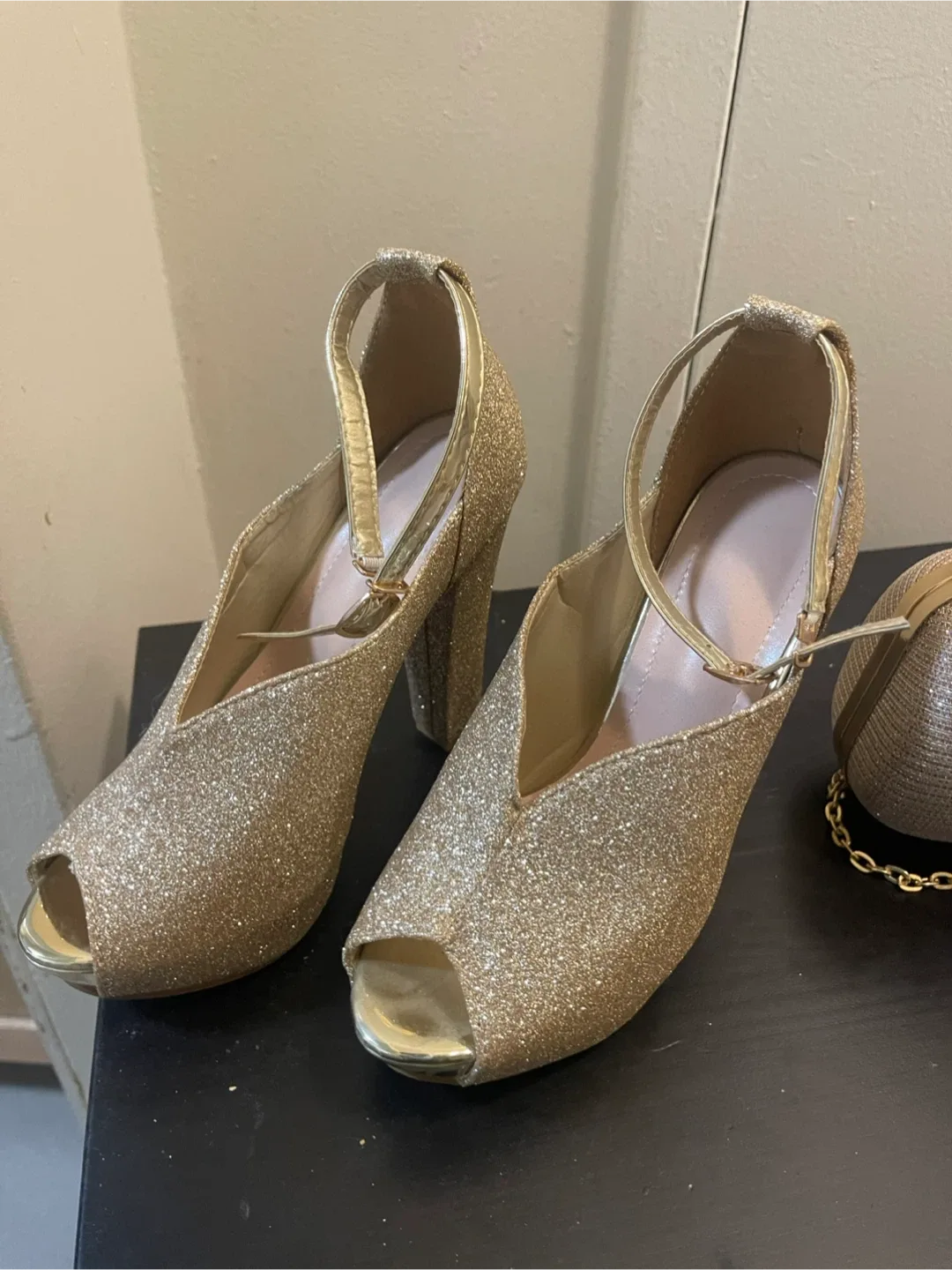 Gold Glitter Heels & Clutch Set image indicator(3)
