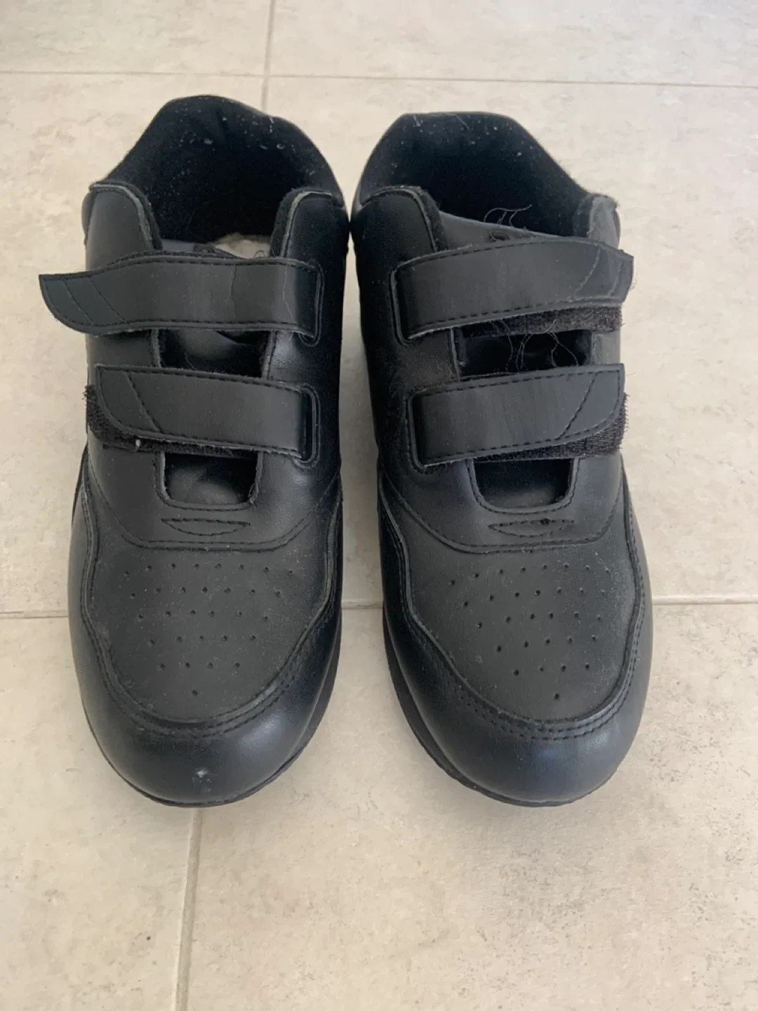 Propet W3902 Walker Shoes - Black, Size 9W thumbnail