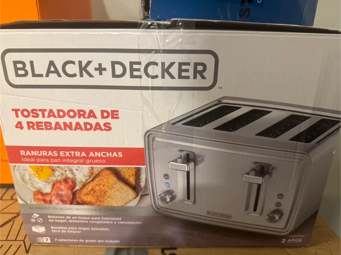 Black+Decker 4-Slice Toaster - New! thumbnail