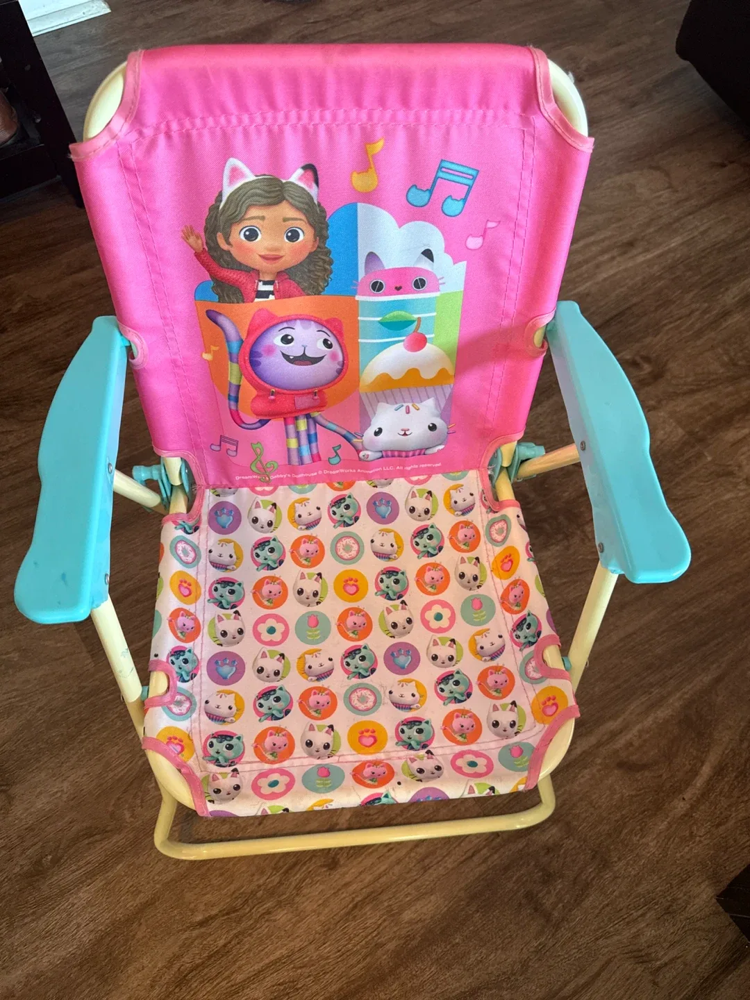 Gabby's Dollhouse Kids' Camp Chair thumbnail