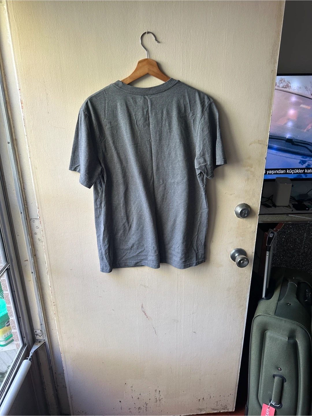 Disney Avengers T-Shirt - Size M - photo 3