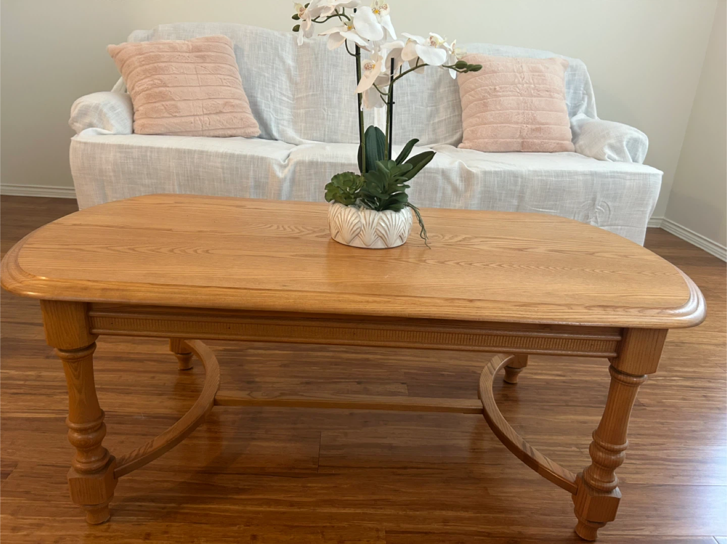 Coffee & Side Tables