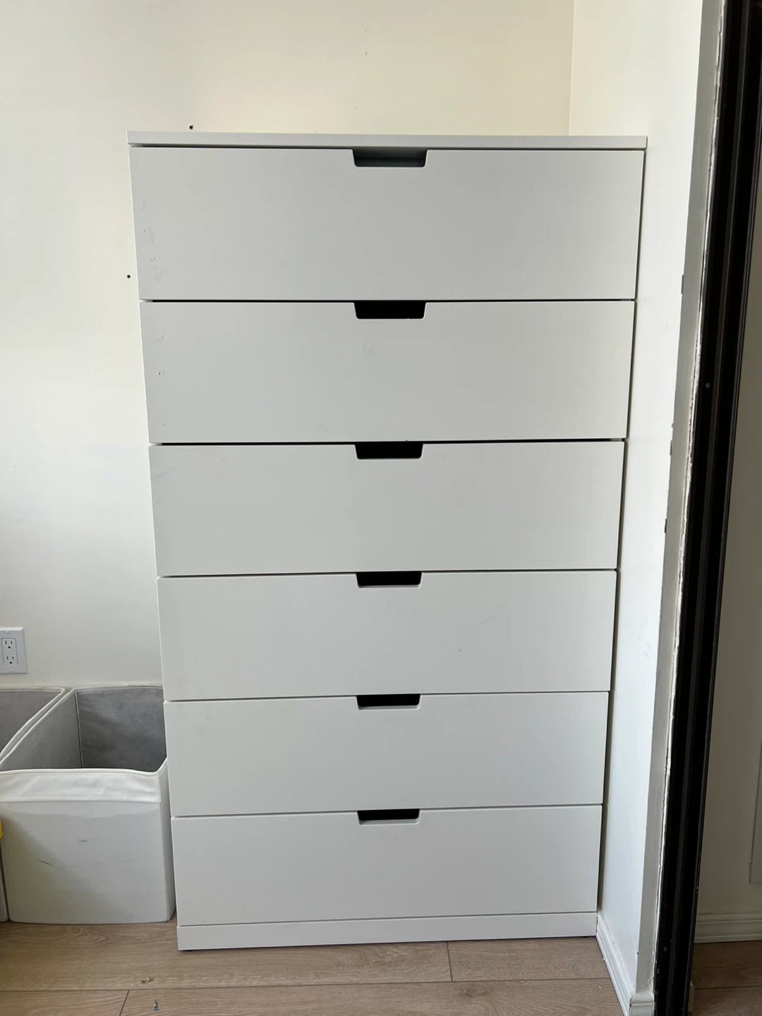 IKEA Hemnes White 6-Drawer Dresser