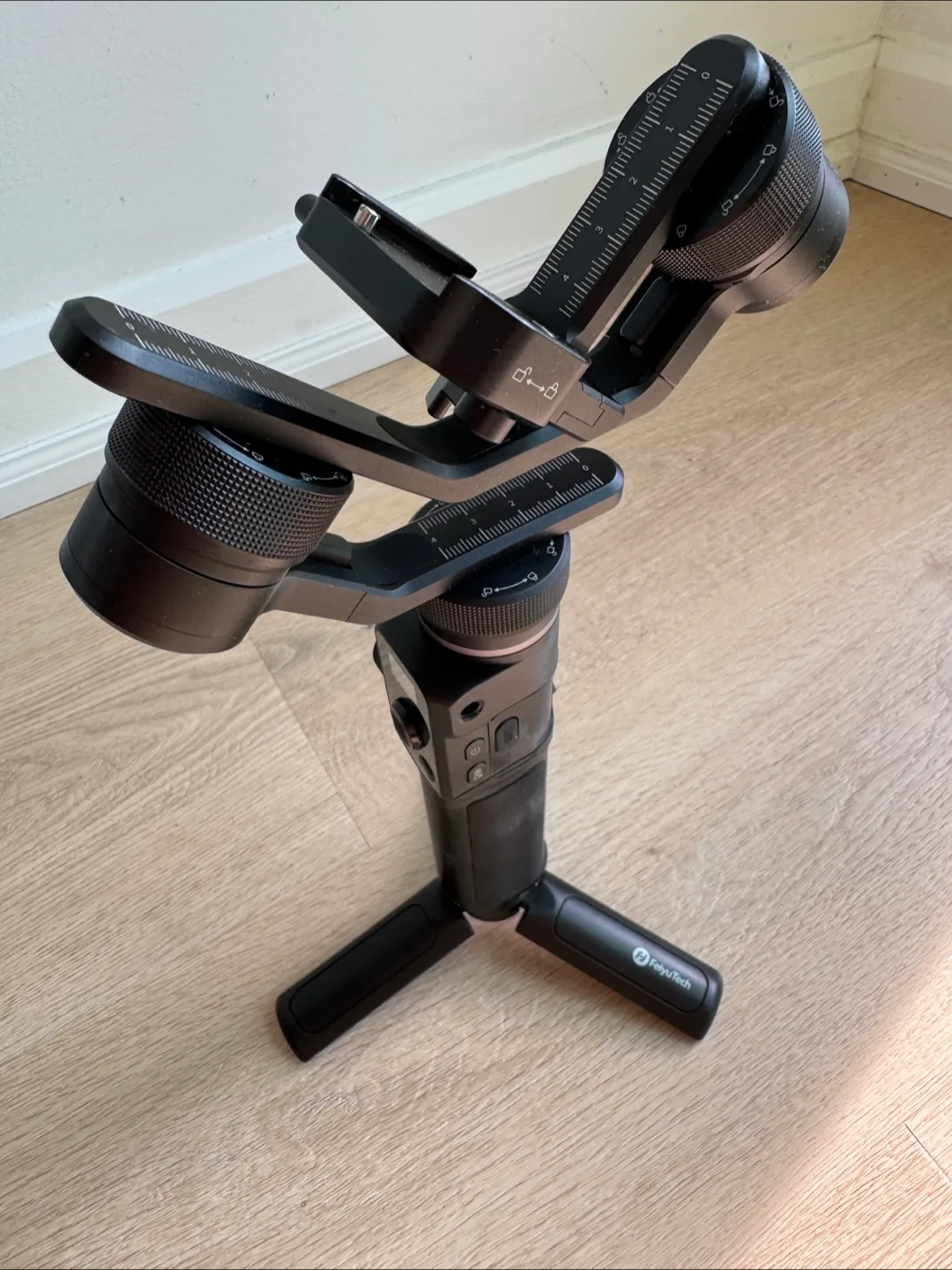 FeiyuTech Gimbal Stabilizer thumbnail