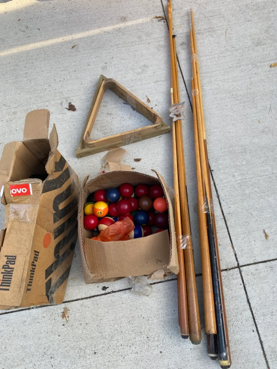 Used Pool/Billiard Set image indicator(2)