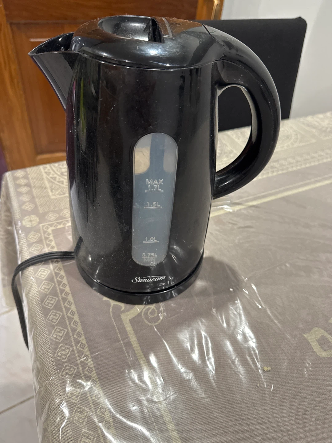 Sunbeam 1.7L Black Electric Kettle