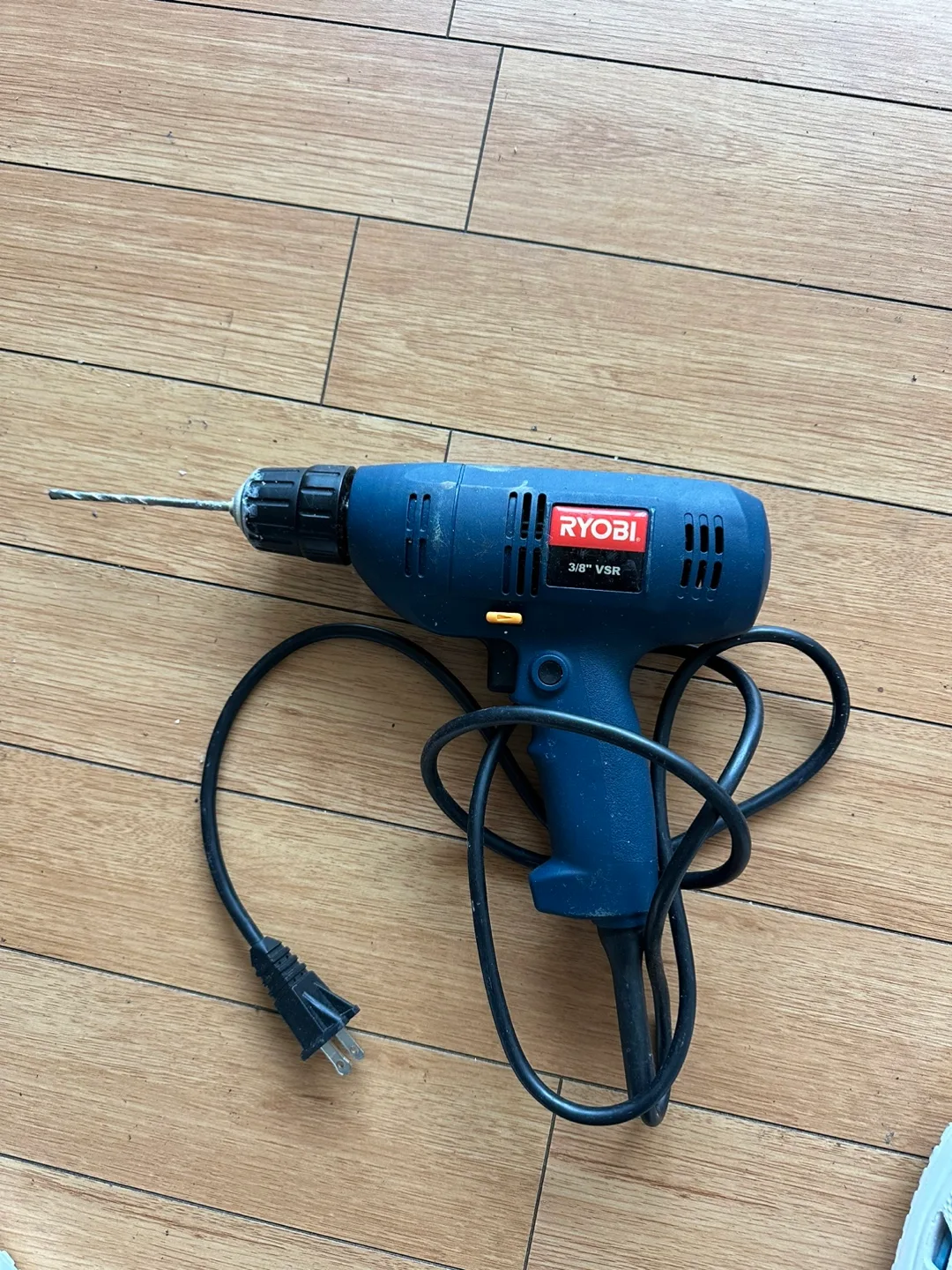 Electric Drill Heavy Duty Ryobi 3/8" VSR thumbnail
