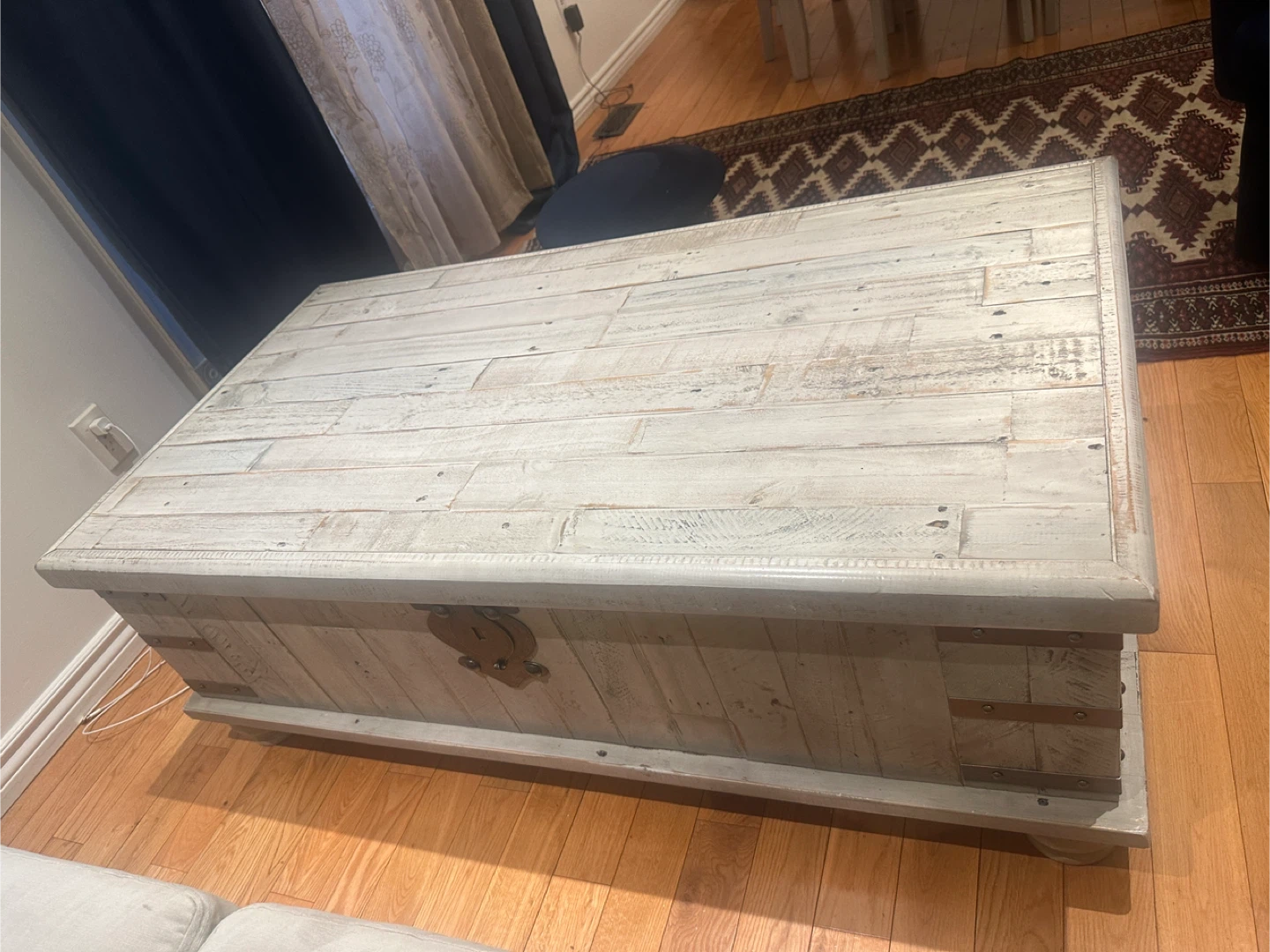 Light Gray Wash Finish Coffee Table - photo 4