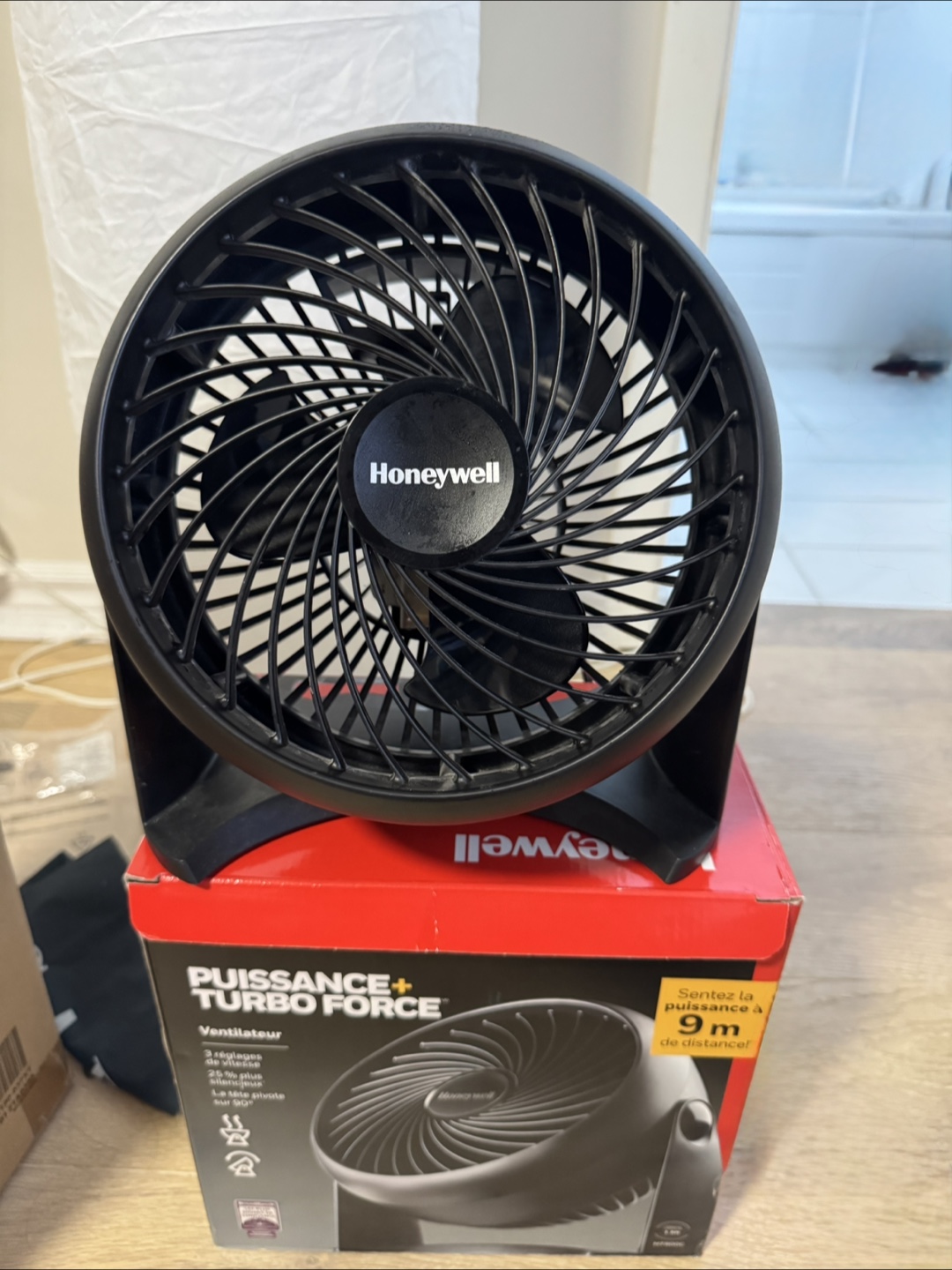 Honeywell TurboForce Power Air Circulator Fan