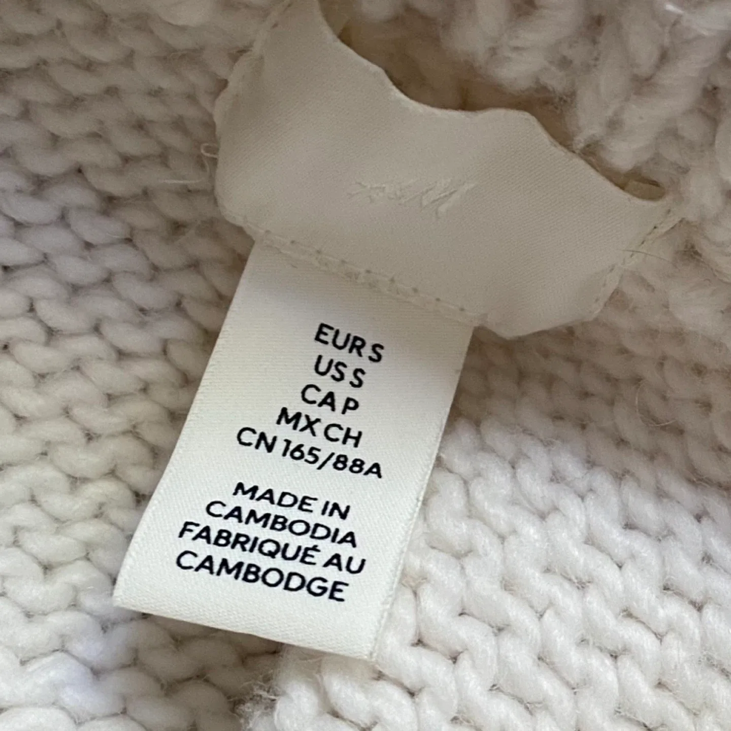 H&M - Cream Knit Sweater - Size Small image indicator(4)