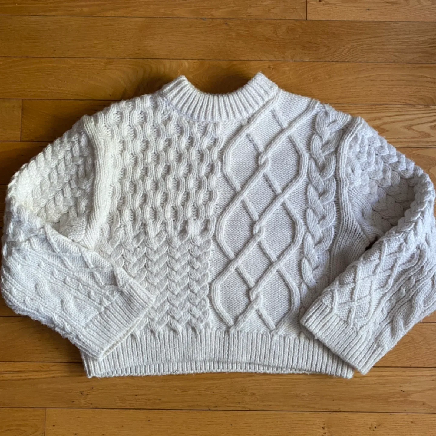 H&M - Cream Knit Sweater - Size Small thumbnail