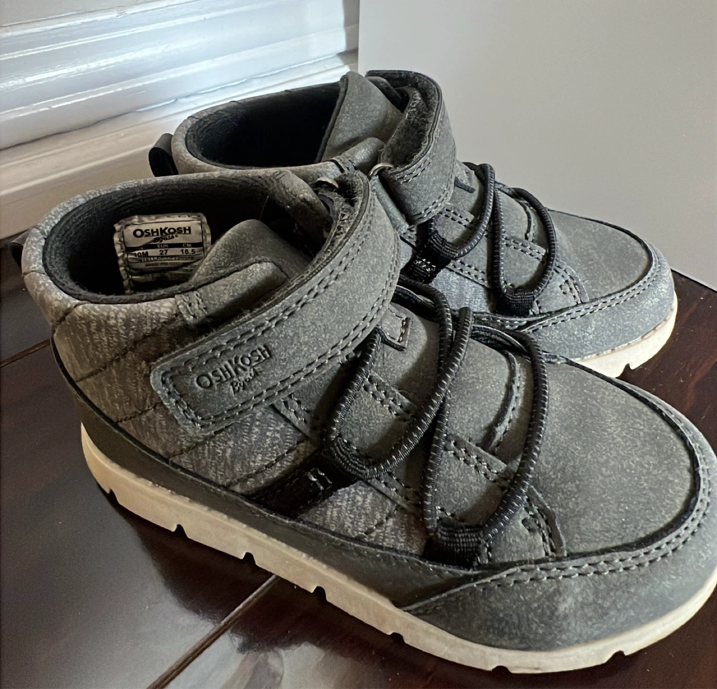 OshKosh B'gosh Grey Boots Size 10