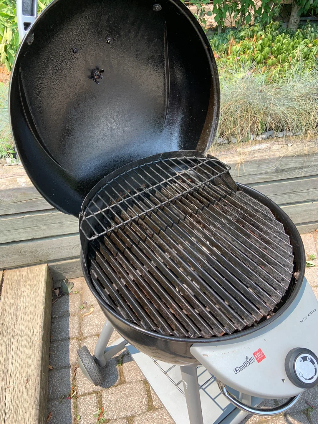 Electric char broil bbq used in good condition image indicator(2)