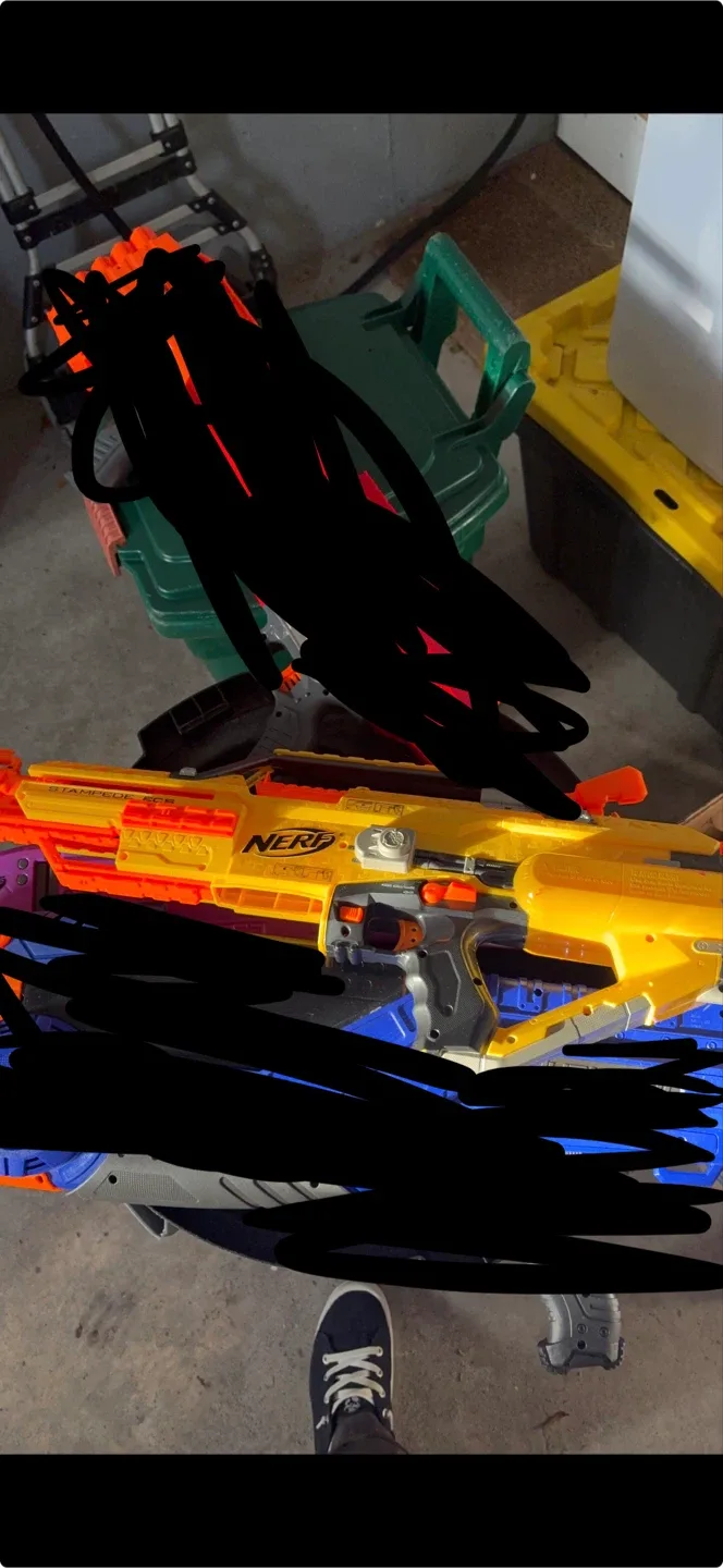 Nerf Guns Lot - Assorted Styles image indicator(5)