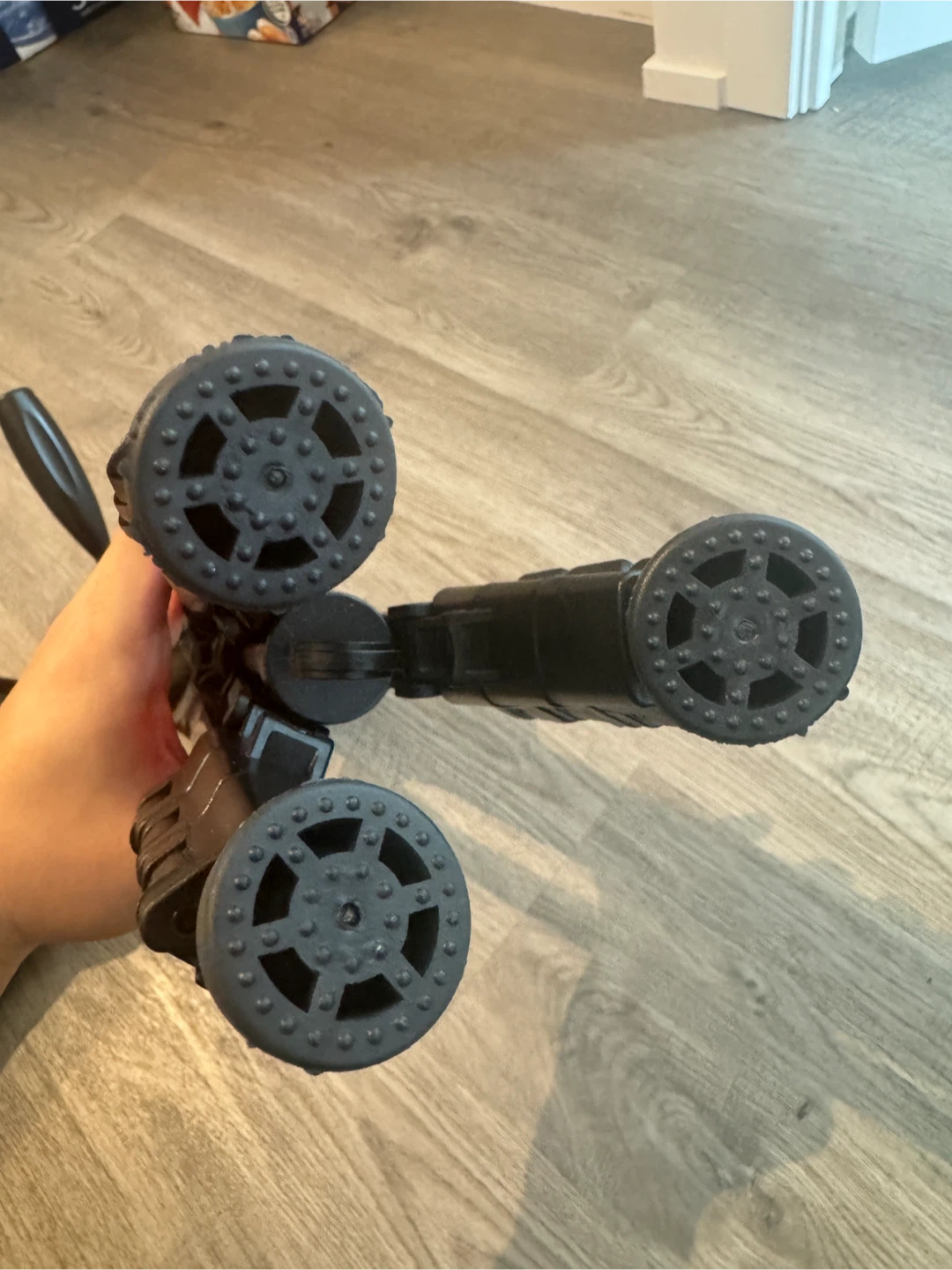Tripod - photo 3