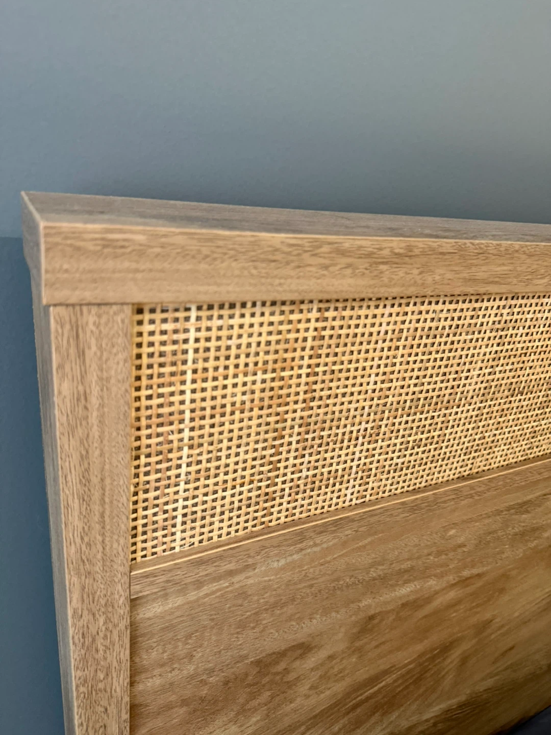 Structube Wood and Rattan Bed Frame (Kayden) - Queen - photo 3
