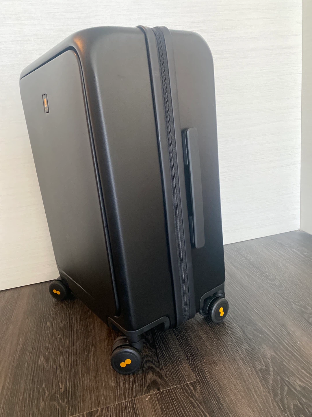 LEVEL8 Carry-On Luggage - Black - photo 2