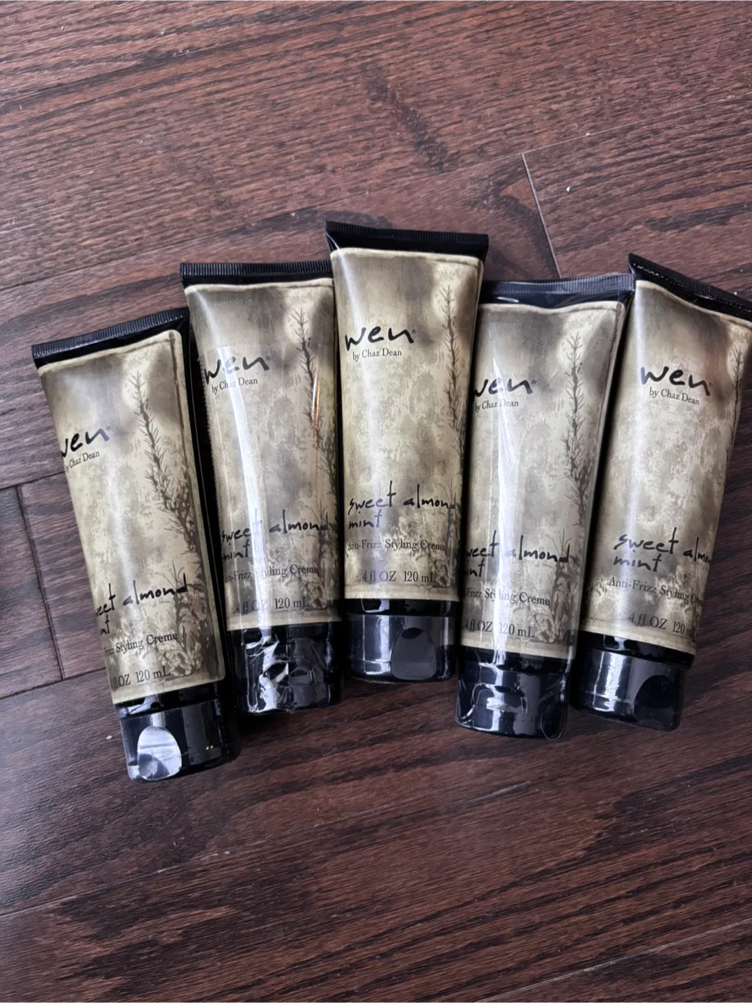 Wen Sweet Almond Mint Anti-Frizz Styling Creme 120ml thumbnail
