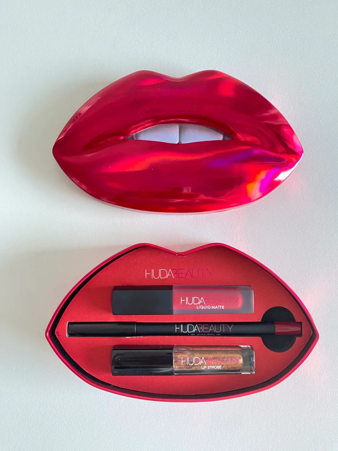 Brand NEW Huda Beauty Lip Set image indicator(2)